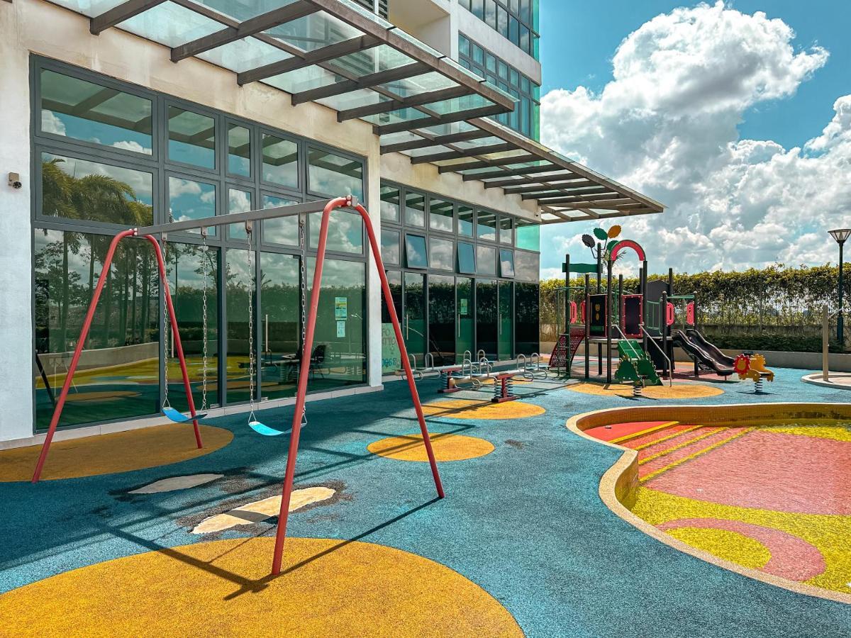 Starry Homes @ Green Haven 2Beds 2Bath+Pool View Masai Exterior foto